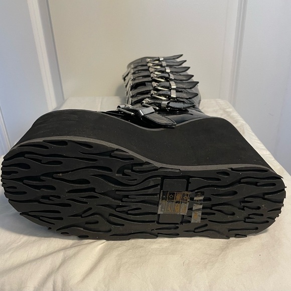 DEMONIA SWING-815 PATENT VEGAN BLACK PLATFORM BOOTS - Picture 7 of 12